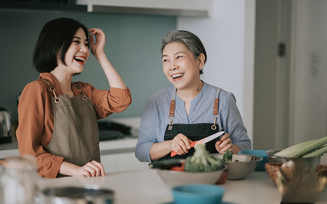 Vḕ già muṓn biḗt con cái có hiḗu thảo khȏng chỉ cần nhìn vào 3 việc này: Nḗu có ᵭủ thì xin chúc mừng, tuổi già viên mãn- Ảnh 2.