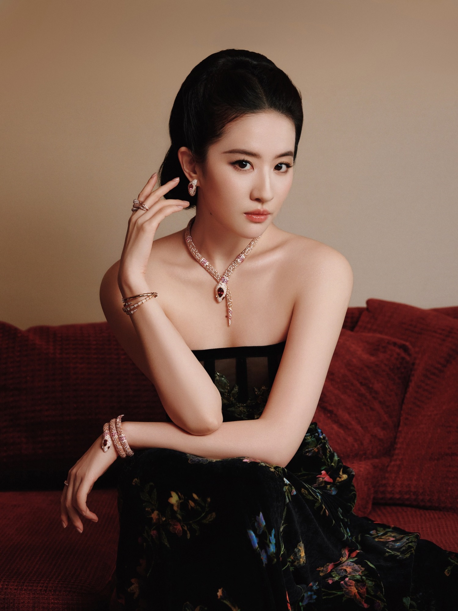 Sau đêm nay, 3 con giáp 'tiền rơi trúng đầu', sự nghiệp thăng tiến vùn vụt, không cầu cũng có tiền bạc đầy túi - Ảnh 2